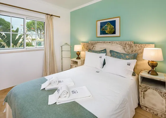 Falesia Ocean Villa By The Portuguese Butler